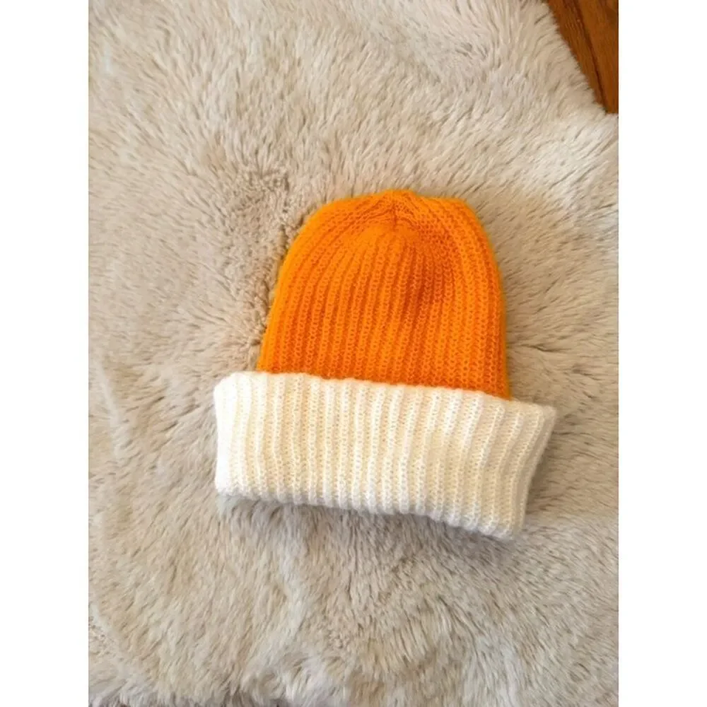 Vintage 1970s Orlon Garfield Stitched Chunky Knit Beanie Hat OS